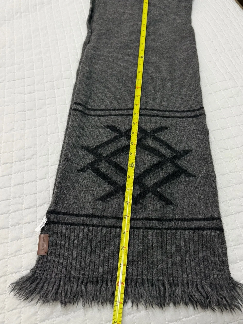 Pendleton Gray Knit Fringe Scarf Geometric Pattern Unisex
